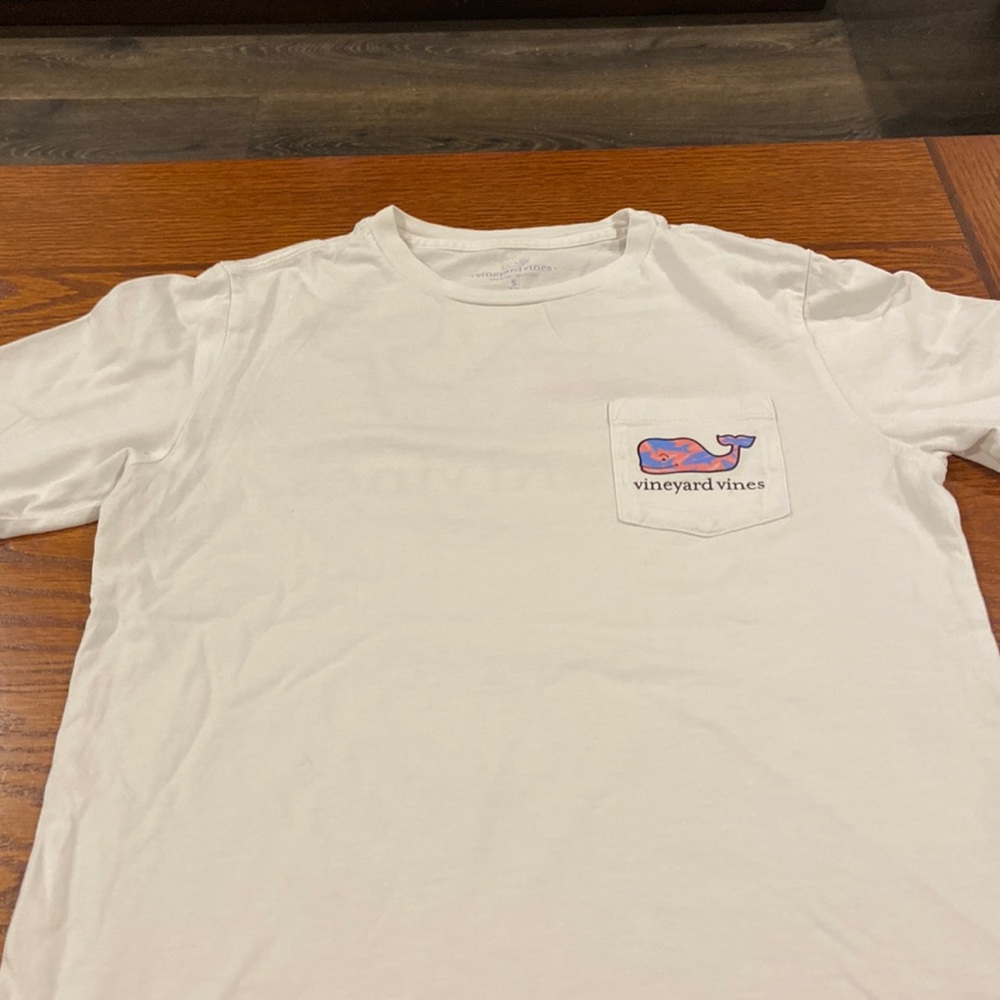 Vineyard Vines TShirt